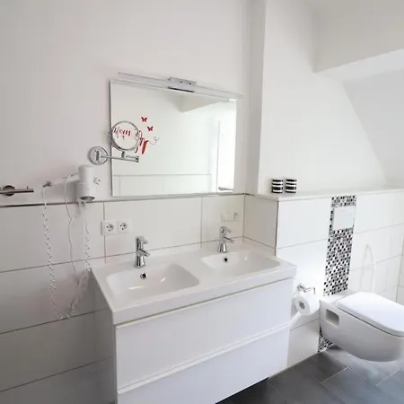 Apartment Strandnixe-2 *